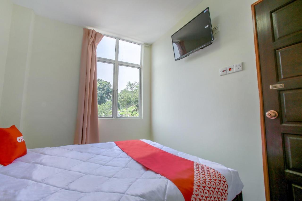 Oyo 822 Zande Motel Kuala Selangor Exterior photo