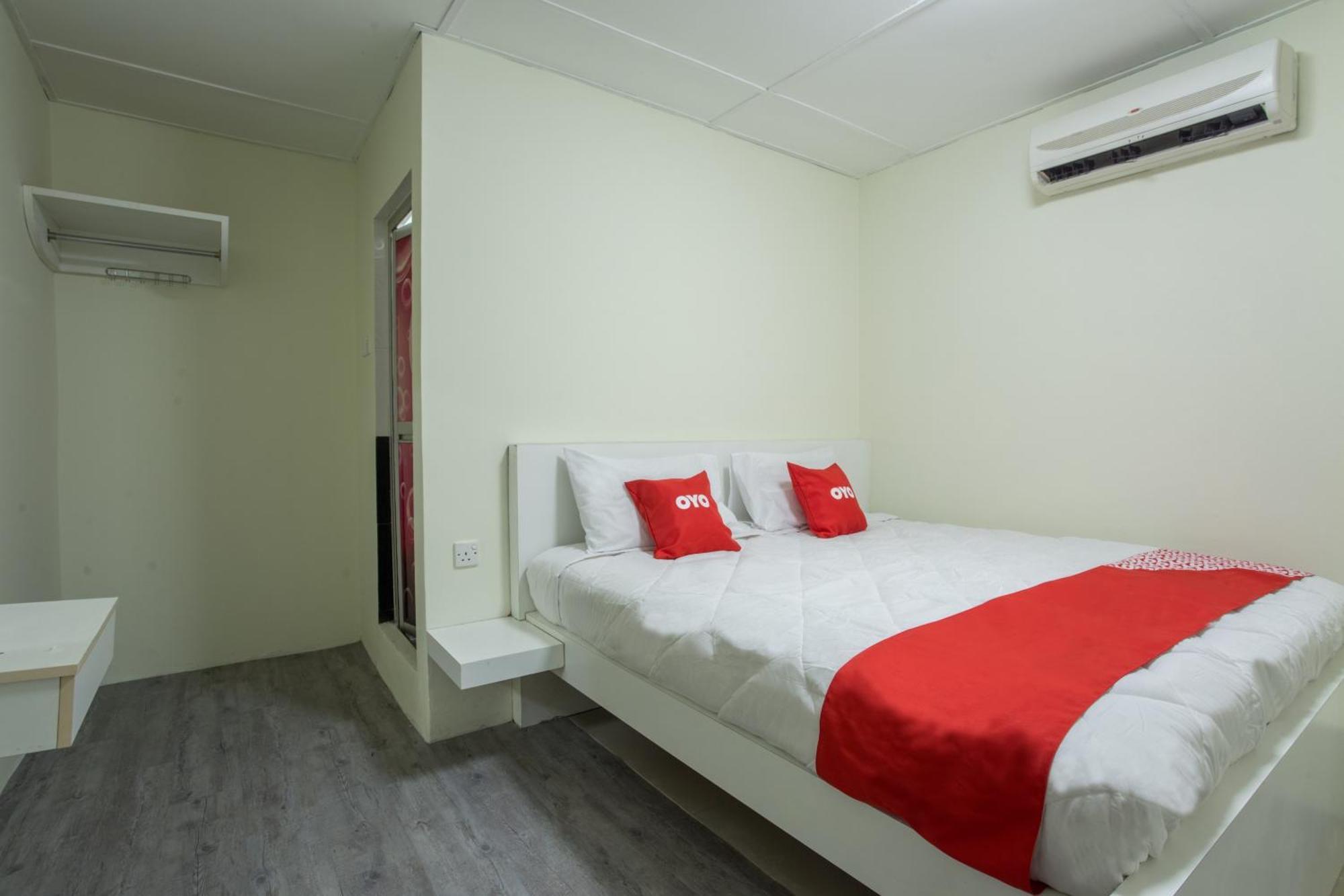 Oyo 822 Zande Motel Kuala Selangor Exterior photo