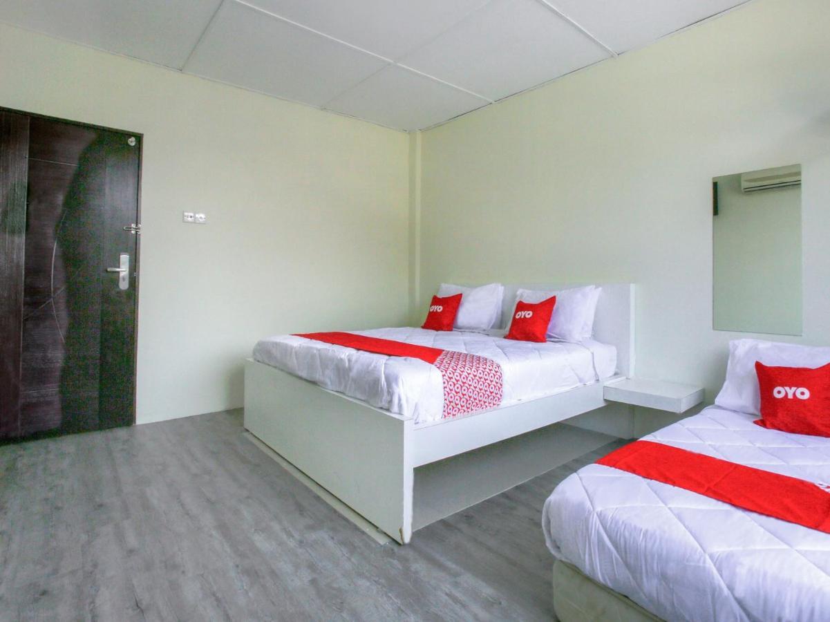 Oyo 822 Zande Motel Kuala Selangor Exterior photo