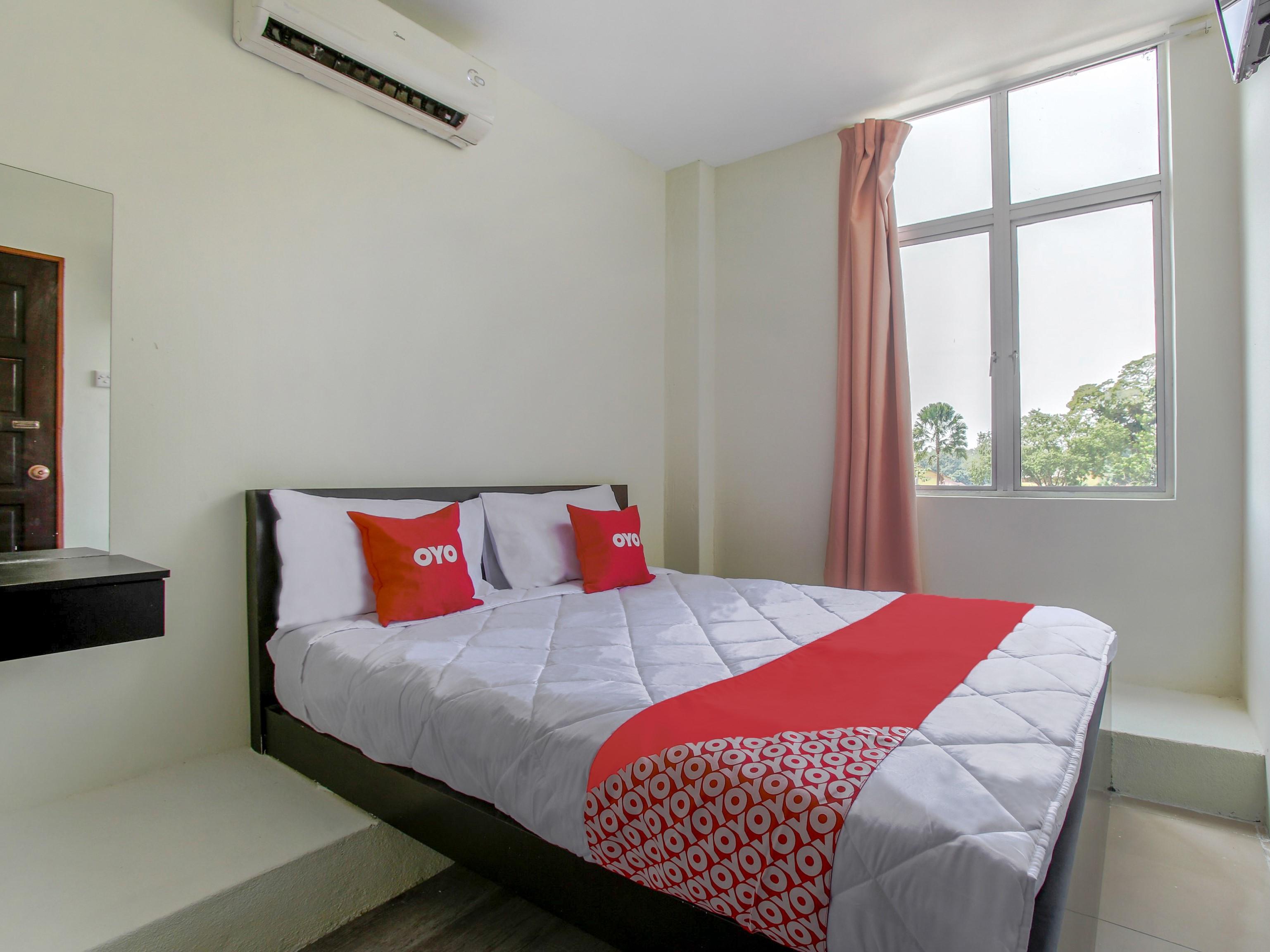 Oyo 822 Zande Motel Kuala Selangor Exterior photo