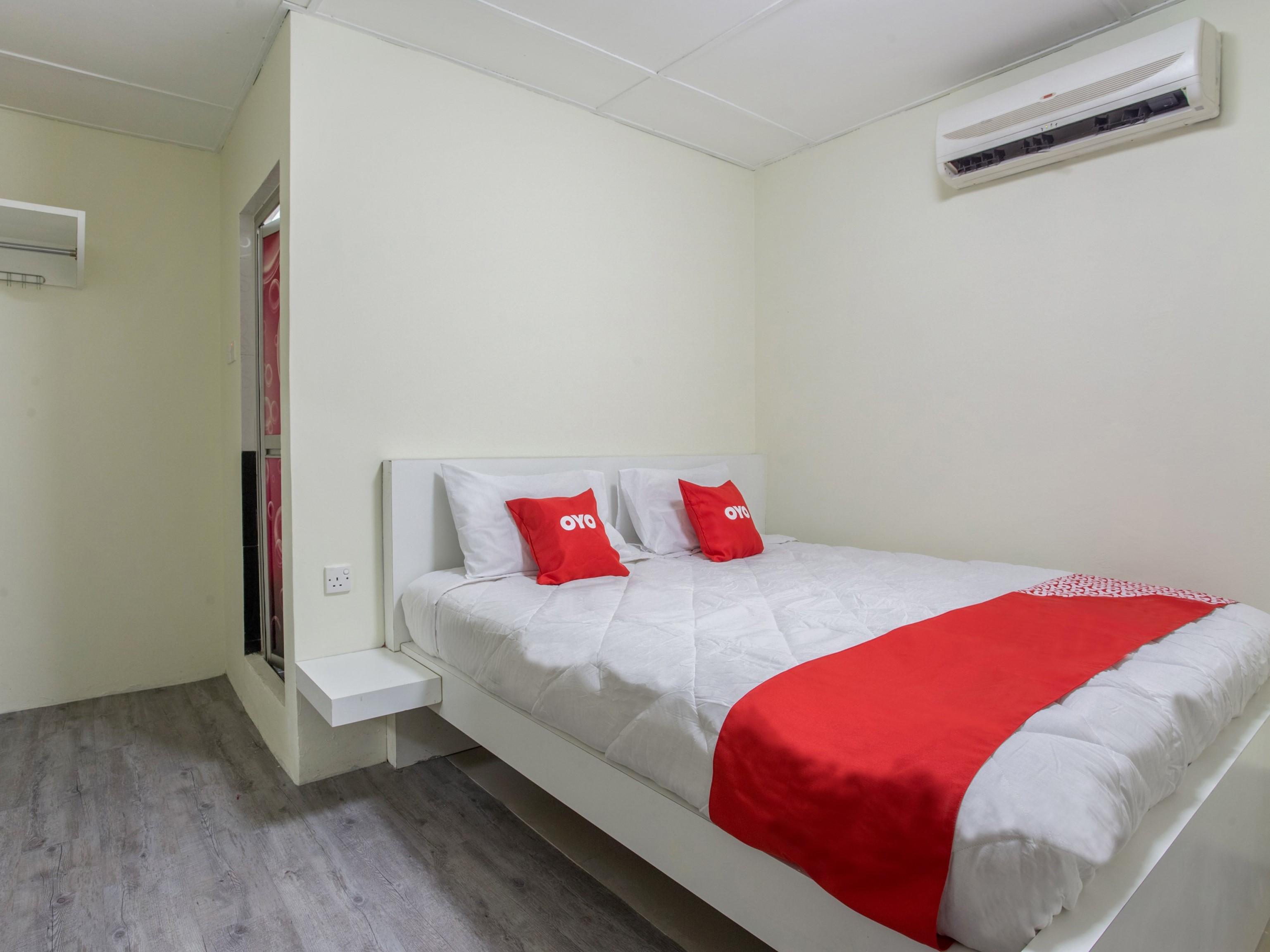 Oyo 822 Zande Motel Kuala Selangor Exterior photo