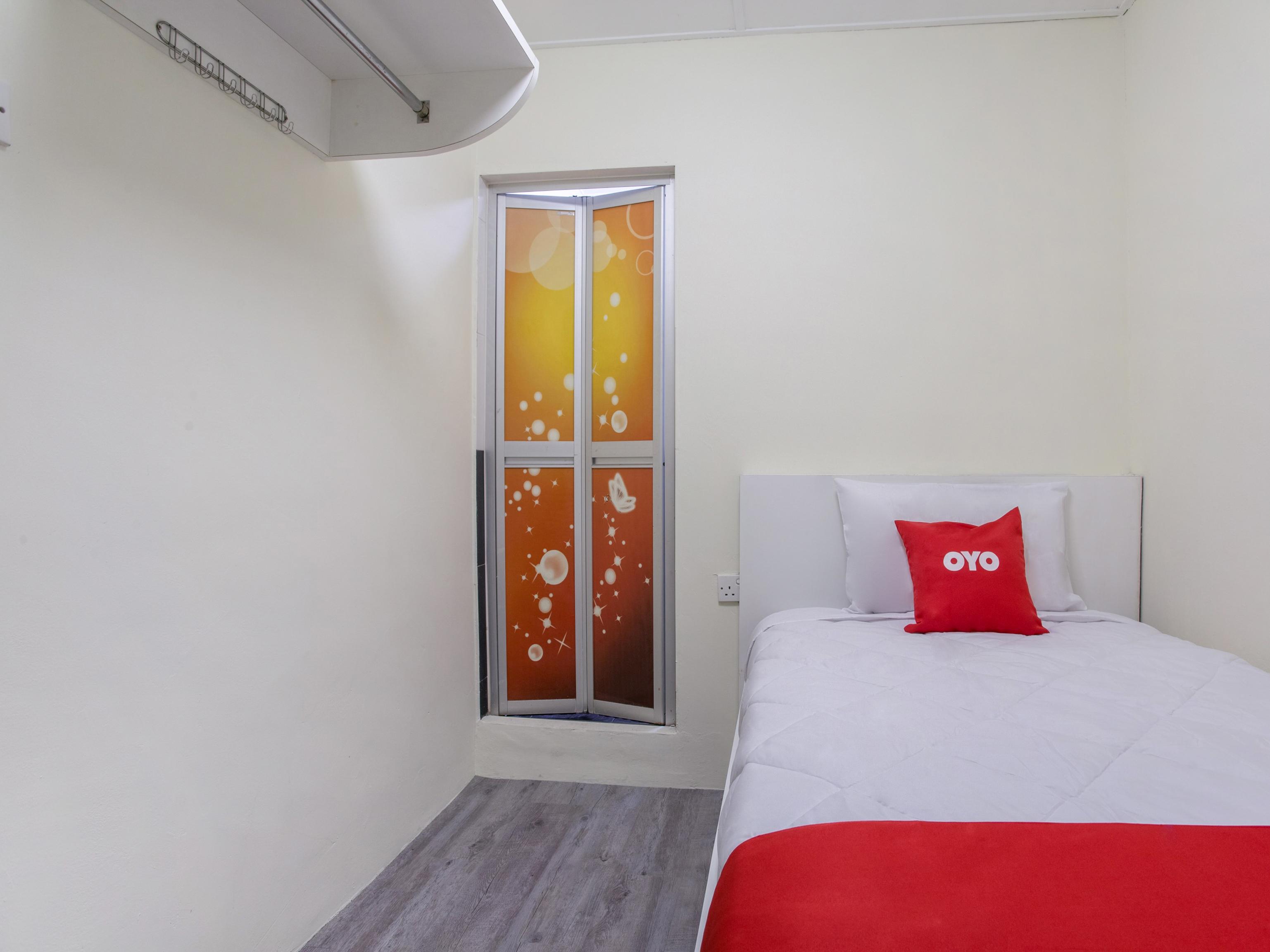Oyo 822 Zande Motel Kuala Selangor Exterior photo