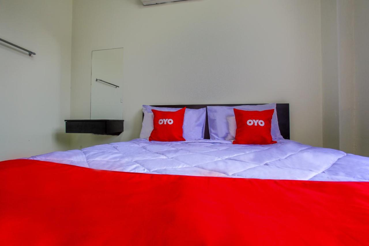 Oyo 822 Zande Motel Kuala Selangor Exterior photo